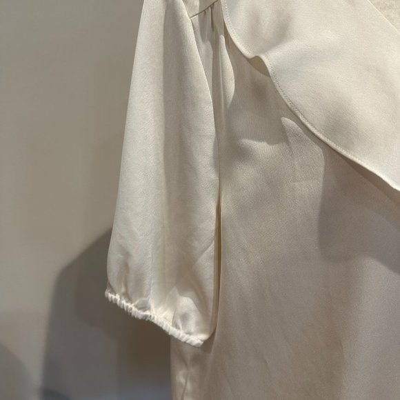 Ann Taylor Ivory Short Sleeve Blouse - Size L - Picture 4 of 5